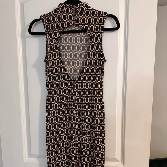 Forever 21 women’s dress multicolor geometric - Picture 5 of 6